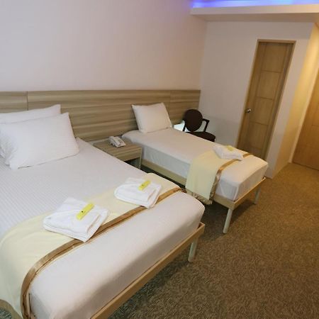 מונטינלופה 1010 Hotel מראה חיצוני תמונה